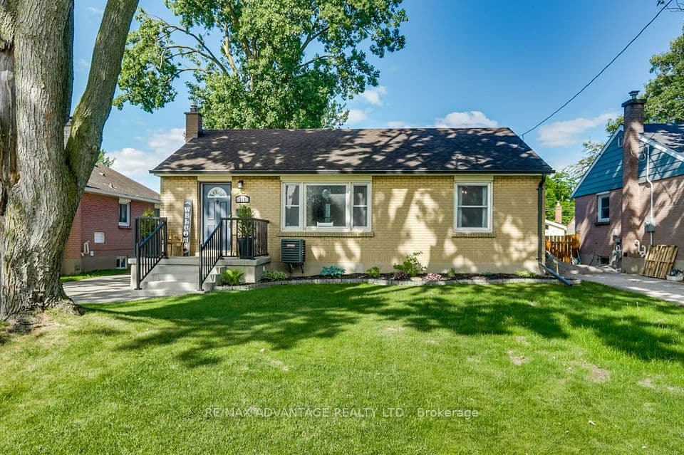 319 Manitoba Street, London East, ON N5W 4W2 – main photo