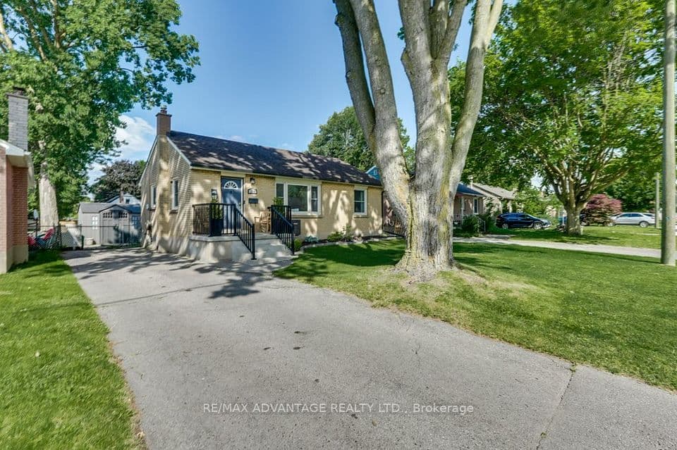 319 Manitoba Street, London East, ON N5W 4W2 – photo 2