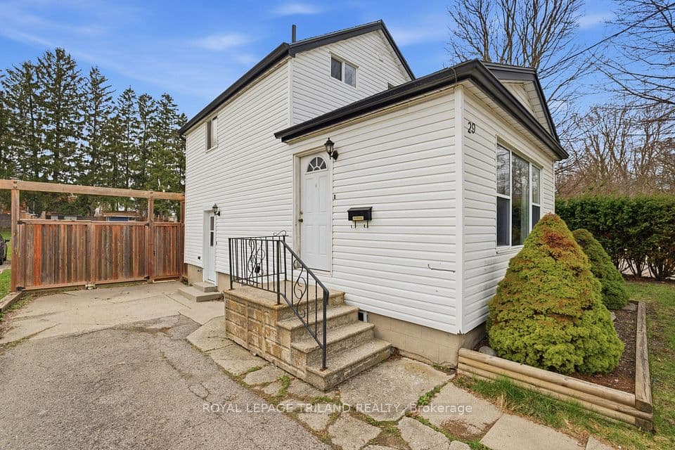 29 Marlboro Street, Woodstock, ON N4S 7E3 – photo 3