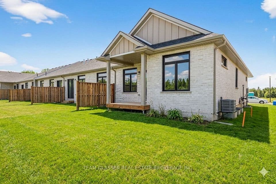 32 Dearing Drive, South Huron, ON N0M 1T0 – photo 2