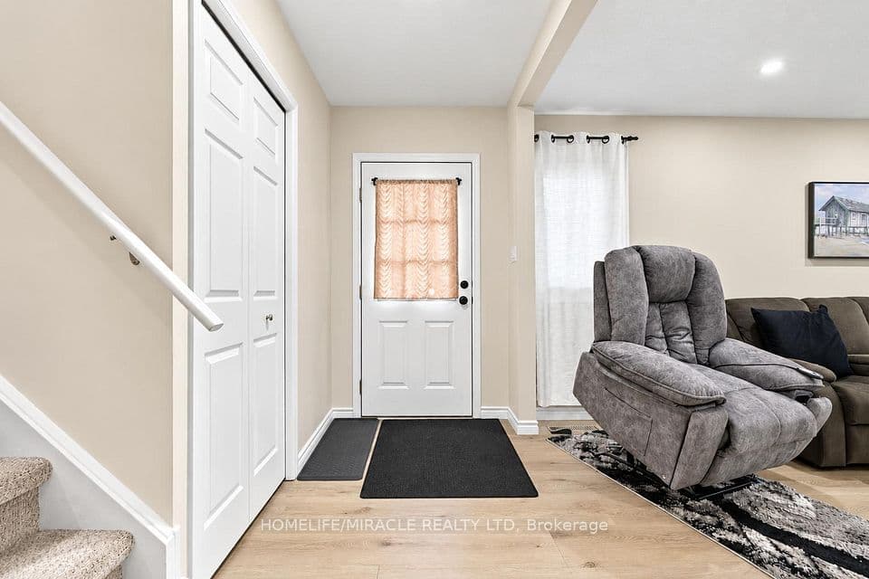 365 Blue Forest Drive, London North, ON N6G 3K1 – photo 3
