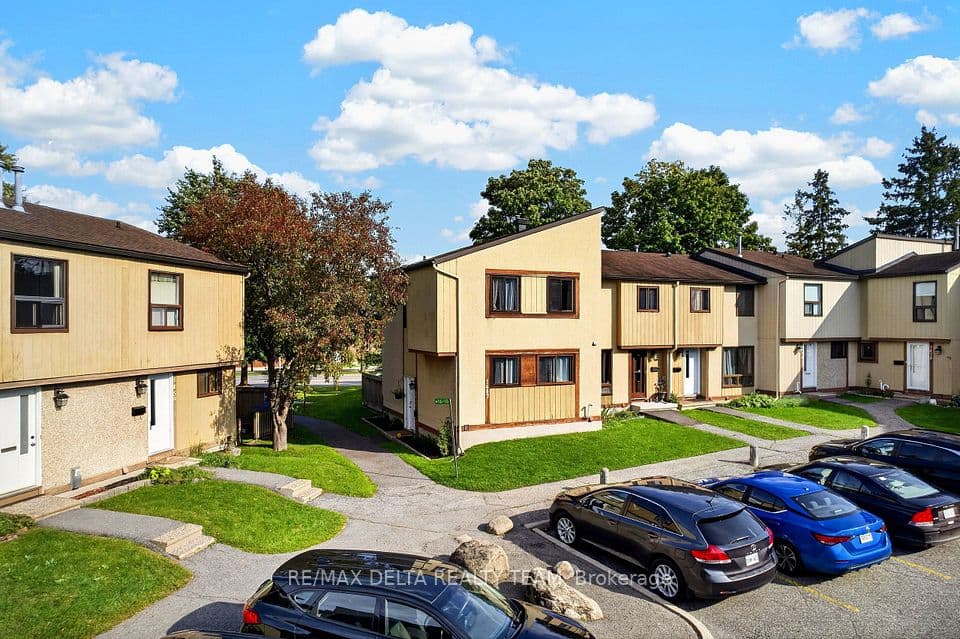 1467 Bethamy Lane, Beacon Hill North - South and Area, ON K1J 8P7 – main photo