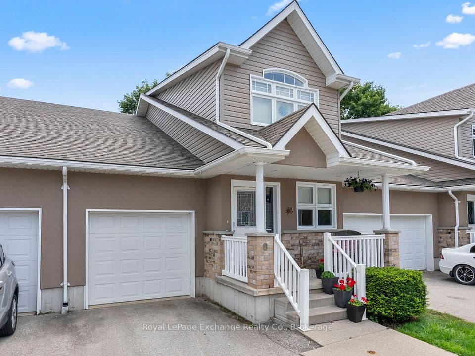 433 Queen Street 8, Kincardine, ON N2Z 0A2 – main photo