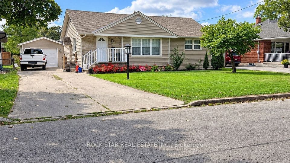 12 Roseland Avenue, St. Catharines, ON L2M 5Z2 – photo 2
