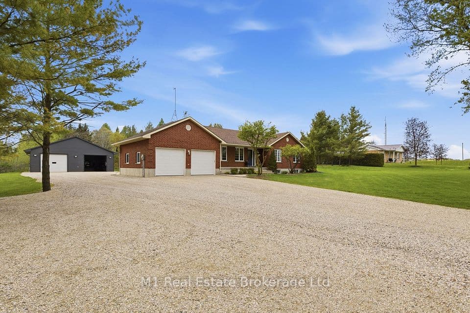 9632 Concession Rd 4 N, Wellington North, ON N0G 2L0 – main photo