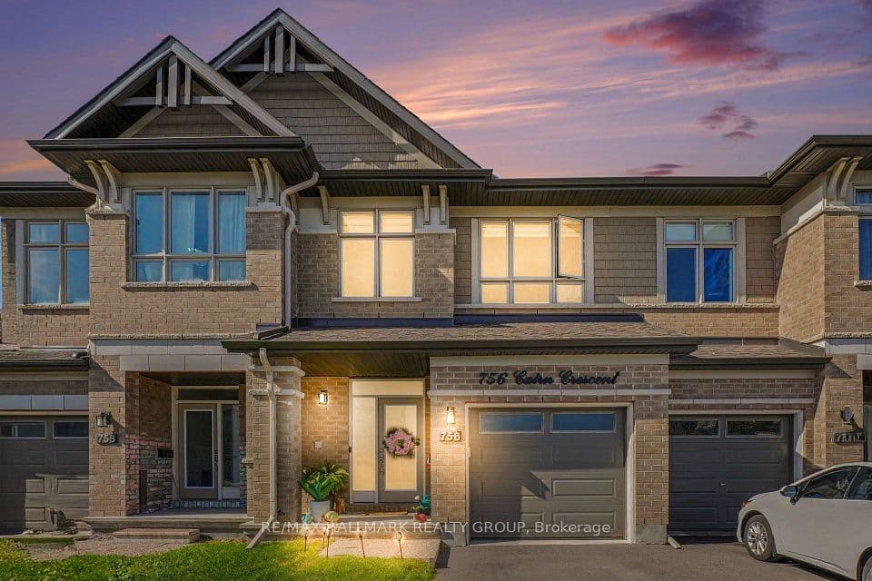 756 Cairn Crescent, Orleans - Convent Glen and Area, ON K1W 0P4 – main photo