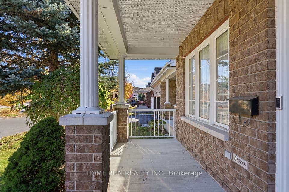 410 Deer View Avenue, Blossom Park - Airport and Area, ON K1T 0B8 – photo 3