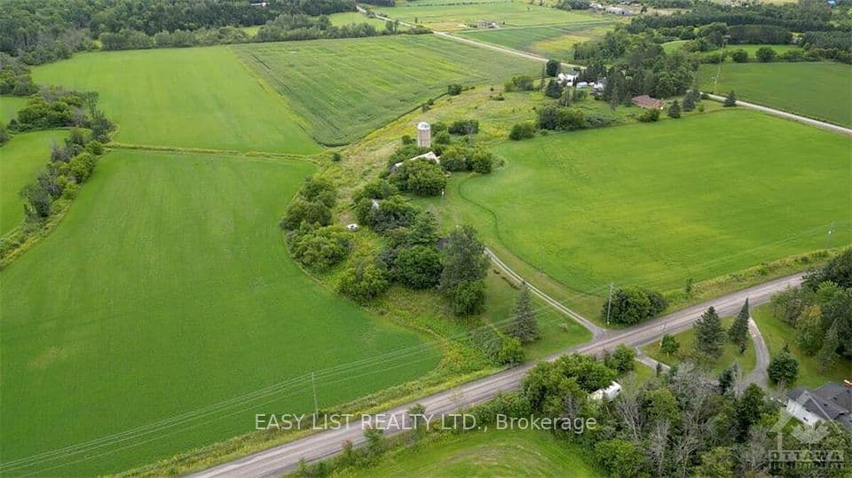 2691 CANAAN Road, Clarence-Rockland, ON K0A 3E0 – photo 2