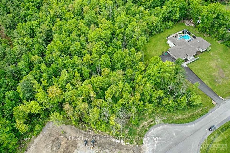 212 TERBOL Court 21, Kanata, ON K2W 0E7 – photo 3